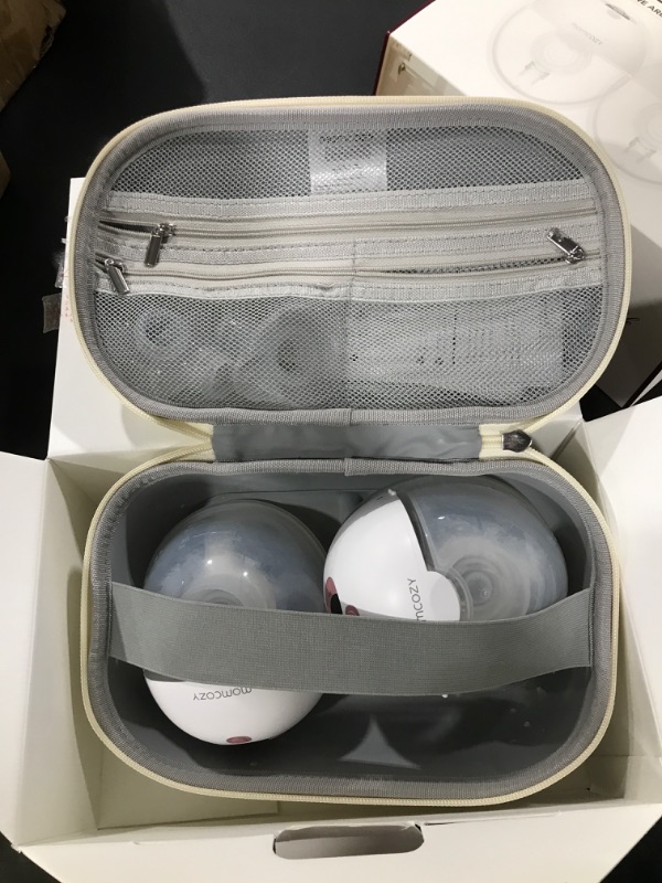 Photo 1 of Pump Hands Free of Moms, Electric Breast Pump