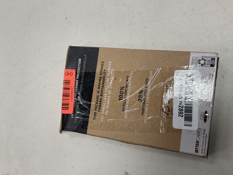 Photo 1 of OtterBox iPhone 16 Pro Max Commuter Series Case - Black