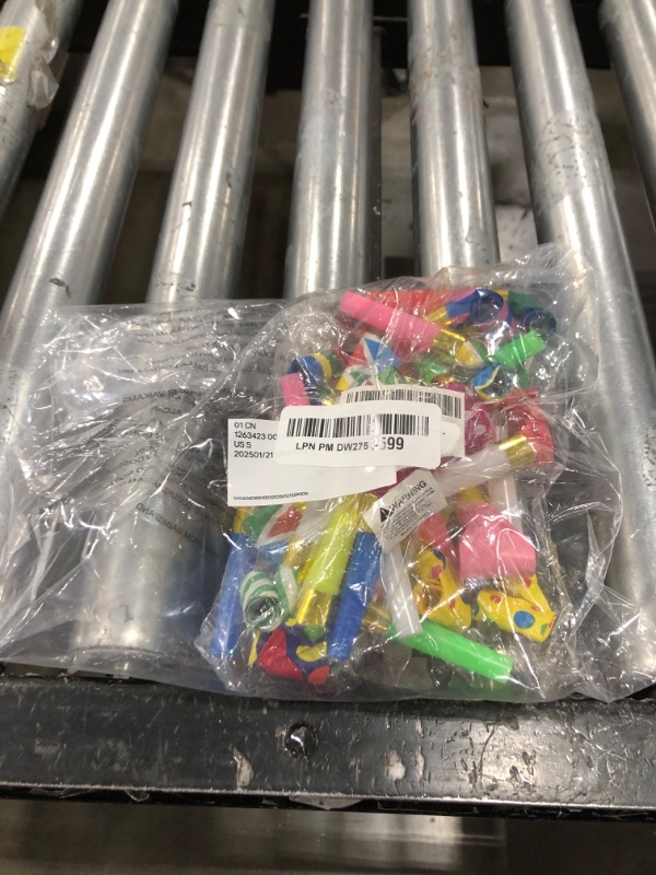 Photo 1 of DEMOCRATIDO 25 PCS Party Blower Blowouts Noisemakers Funny Party Blowouts Blow Horns Colorful Birthday Blow Horns Whistles New Years for 2025 Party Noisemakers Whistles Favors Noise Makers