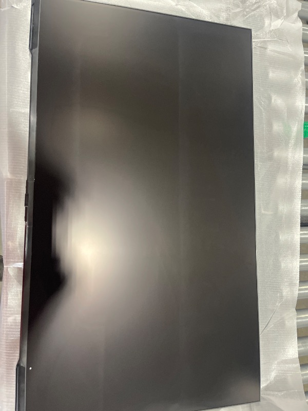 Photo 1 of SAMSUNG 43" Odyssey Neo G7 Series 4K UHD Smart Gaming Monitor, 144Hz, 1ms, VESA Display HDR600, Quantum Matrix Technology, AMD FreeSync Premium Pro, LS43CG702NNXZA, 2023, white