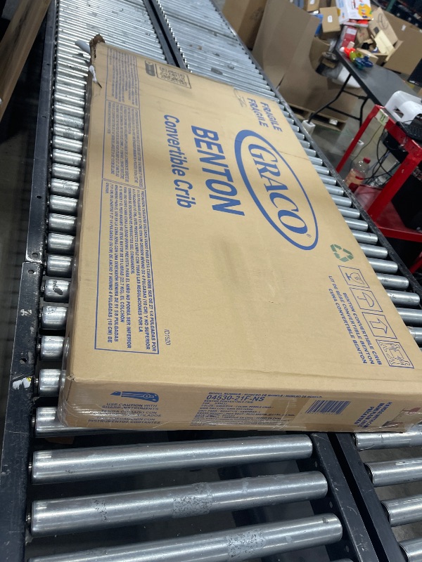 Photo 1 of Graco Benton 5-in-1 Convertible Crib
