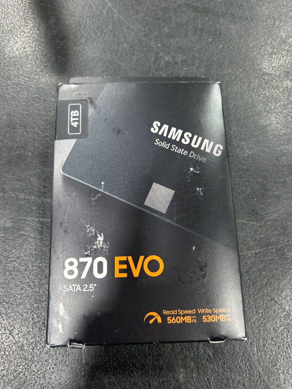 Photo 1 of SAMSUNG 870 EVO 4TB 2.5 Inch SATA III Internal SSD (MZ-77E4T0B/AM) , Black