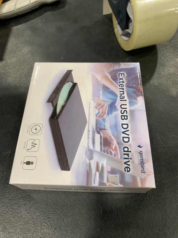 Photo 1 of gingo External CD DVD Drive Player, USB Slim Portable CD-ROM DVD+/-RW Drive Recorder CD Burner Reader Writer Optical Disk for Laptop Desktop PC Windows 11/10/8/7 Linux OS Mac