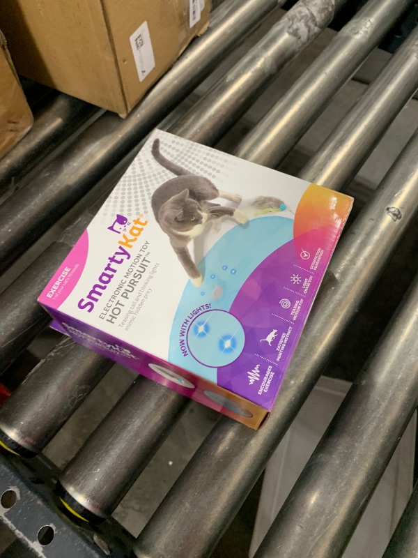 Photo 1 of SmartyKat Hot Pursuit Electronic Concealed Motion Cat Toy, Battery Powered - Blue, One Size