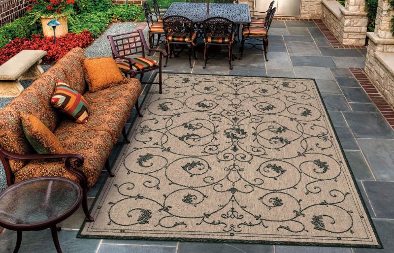 Photo 1 of Couristan Recife Veranda 8-Feet 6-Inch by 13-Feet Rug, Cocoa and Black