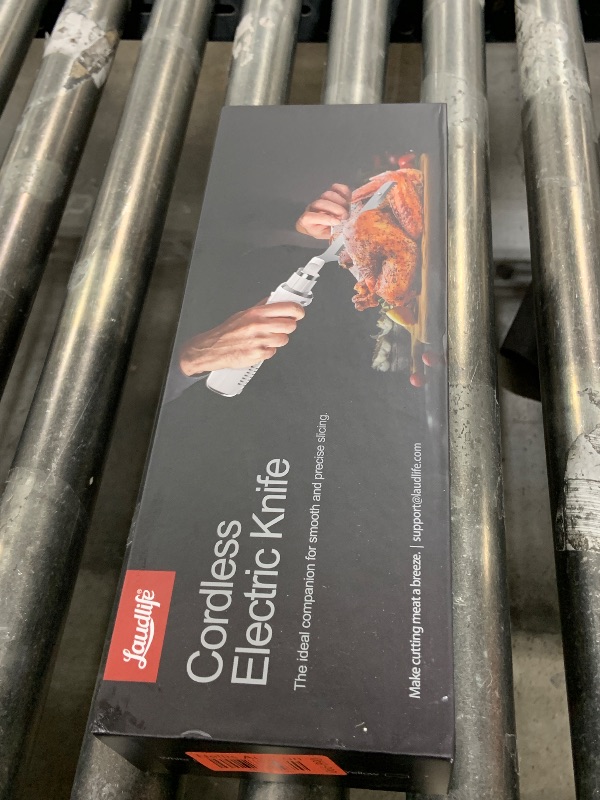 Photo 1 of LAUDLIFE Electric Knife