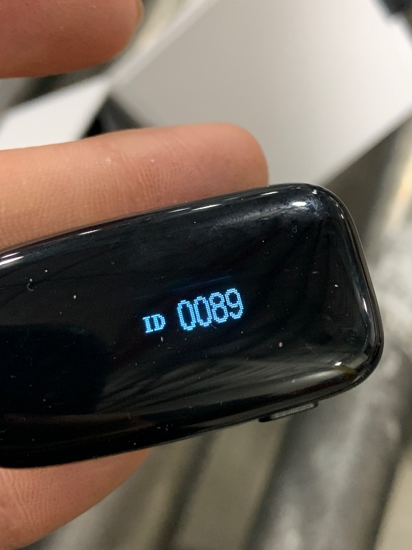 Photo 1 of Vibeat Oxylink Wearable Blood Oxygen Monitor - Bluetooth Oxygen Meter Finger Pulse Oximeter with Audio Reminder, Rechargeable O2 Meter for Continuous Tracking with Free App, FSA/HSA Eligible