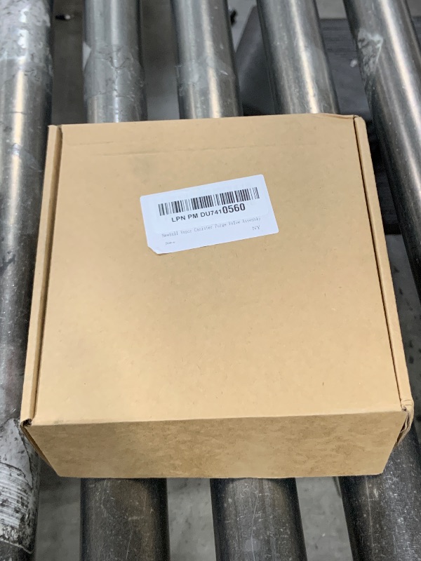 Photo 1 of NewYall EVAP Vapor Canister Purge Valve Assembly for VW GLI MK6 Passat B6 CC Beetle Audi A3 A4 Q3 Seat EA888 2.0T 06H906517H