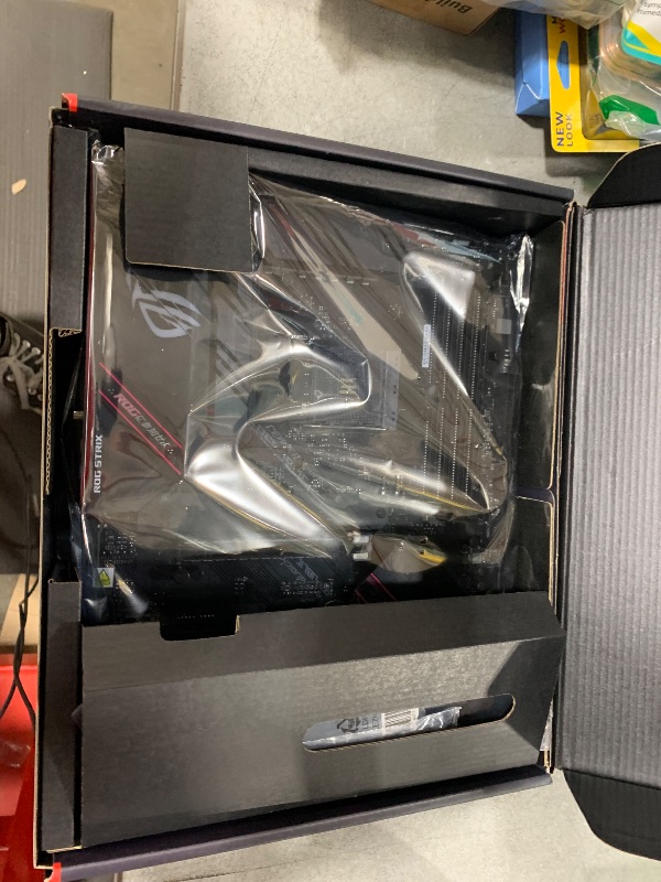 Photo 1 of Asus ROG Strix B550-F Gaming WiFi II AMD AM4 (3rd Gen Ryzen) ATX Motherboard (PCIe 4.0,WiFi 6E, 2.5Gb LAN, BIOS Flashback, HDMI 2.1, Addressable Gen 2 RGB Header and Aura Sync)
