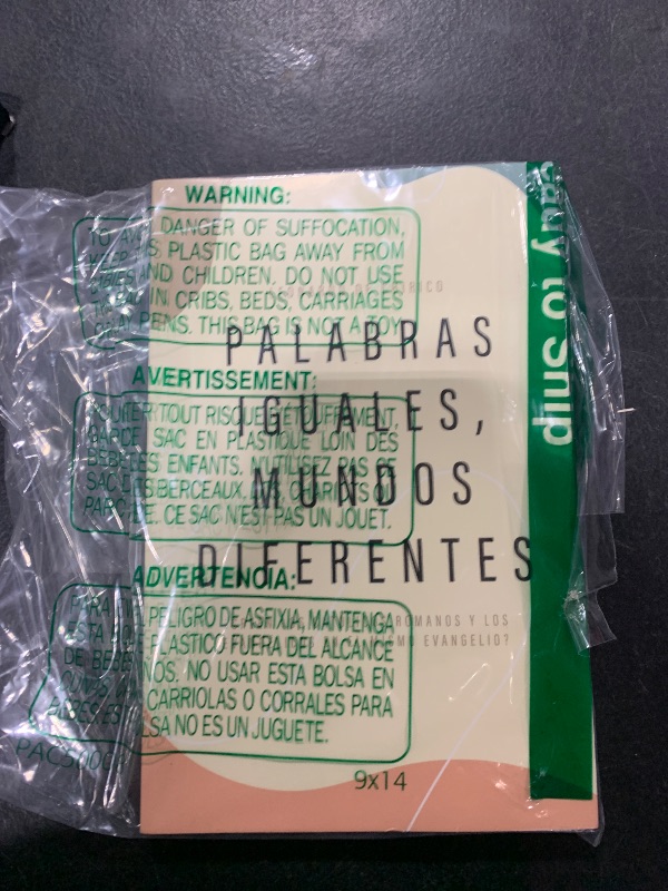 Photo 1 of Palabras Iguales, Mundos Diferentes: ¿Creen Los Católicos Romanos Y Los Evangélicos En El Mismo Evangelio? (Spanish Edition)