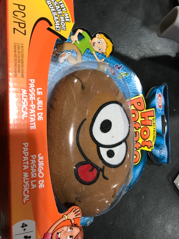 Photo 1 of Ideal Alex Electronic Hot Potato - Party Game, Musical Potato-Passing Game, Plush Battery-Powered Spud, Fast-Paced, Preschool, Family & Kids Ages 4+LPNPMDW0752904

