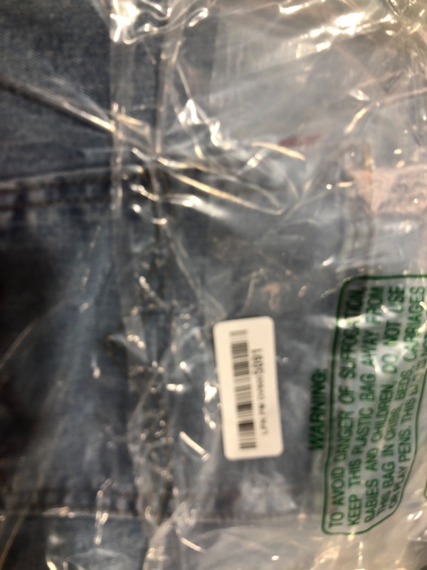 Photo 1 of Levi's Men's 550 Relaxed Fit Jeans (Also Available in Big & Tall), Clif-Stretch, 40W x 30L