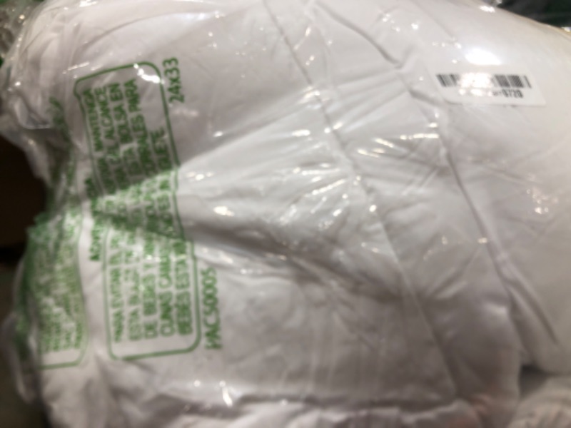 Photo 1 of Amazon Basics White Down Alternative Comforter and Duvet Insert with Corner Tabs (Full/Queen, All-Season)