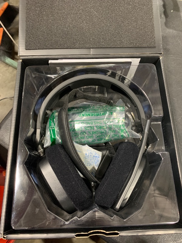 Photo 1 of CORSAIR HS80 RGB WIRELESS Multiplatform Gaming Headset - Dolby Atmos - Lightweight Comfort Design - Broadcast Quality Microphone - iCUE Compatible - PC, Mac, PS5, PS4 - Black
