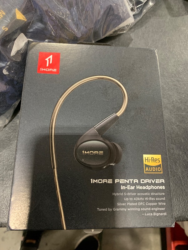 Photo 1 of 1MORE Penta Driver Wired in-Ear Earphones, Hi-Res Certified Hybrid Multi-Driver Headphones with HiFi Sound, Detachable MMCX Connector, MEMS Mic and 3-in-1 Control, for Smartphones, PC, Tablet