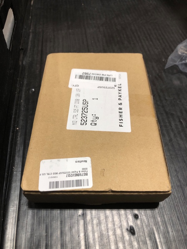 Photo 1 of Fisher & Paykel 523725USP MOD CTRL 525 P7 DD60