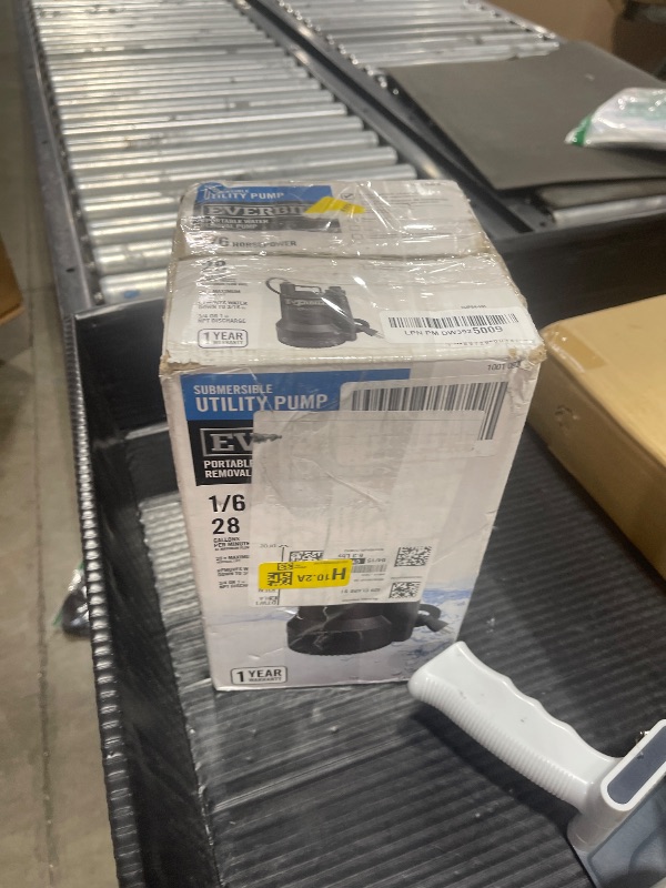 Photo 1 of Everbilt SUP54-HD 1/6 HP Plastic Utility Pump
