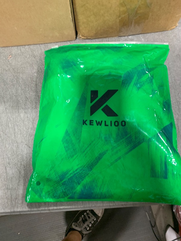 Photo 1 of Kewlioo Men's Heat Trapping Pullover Sweat Enhancing Vest - Sauna Suit Shirt Compression Vest Shapewear Top for Gym Exercise (SIZE UNKNOWN)
