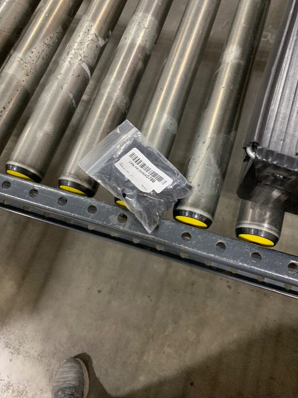 Photo 1 of 4 Pieces 1/4 Male NPT Safety Valve Pressure Relief Air Compressor Check Valve (200 psi Set Pressure)