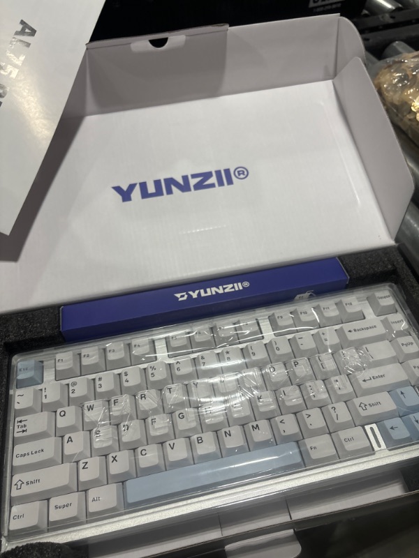 Photo 1 of YUNZII AL75 PRO 75% Wireless Mechanical Gaming Keyboard,Full Aluminum CNC,BT/2.4G/Wired,PBT Keycaps,Gasket Mounted Hot Swap,Custom RGB Backlight, Programmable for Mac/Win (Silver, Gateron Zero)
