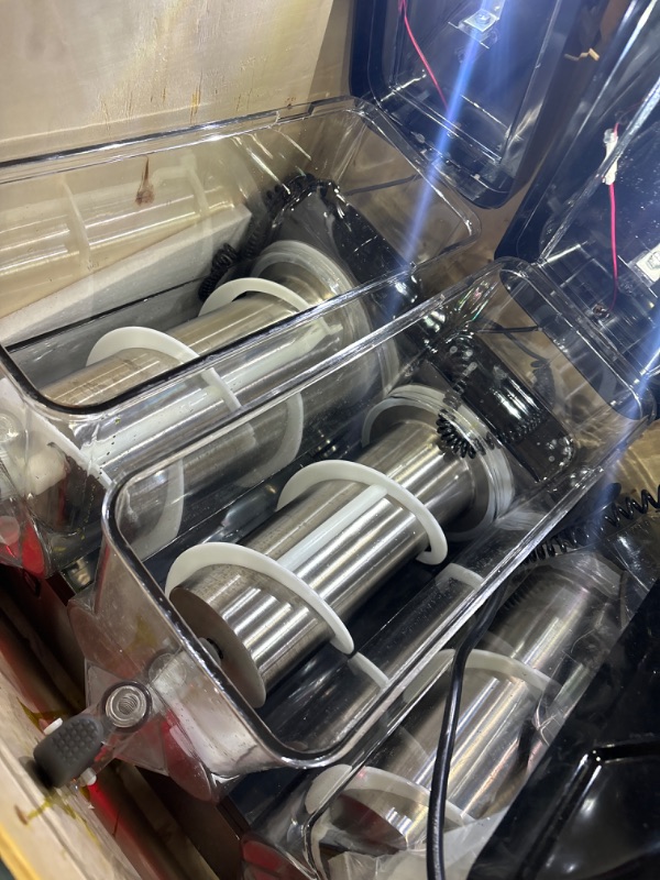 Photo 1 of VEVOR Commercial Slushy Machine, 12Lx3 Triple Tank Frozen Drink Machine, 144 Cups Stainless Steel Margarita Smoothie Frozen Drink Maker, Slushie Maker for Home Party Restaurants Cafe Bars