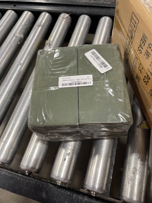 Photo 1 of Floral Foams Blocks 4Pcs (7"L x 3.5"W x 2.1''H) SUPKING Green Wet Dry Flower Foam Bricks Large Florist Plant Foam for Artificial and Fresh Flower Arrangement