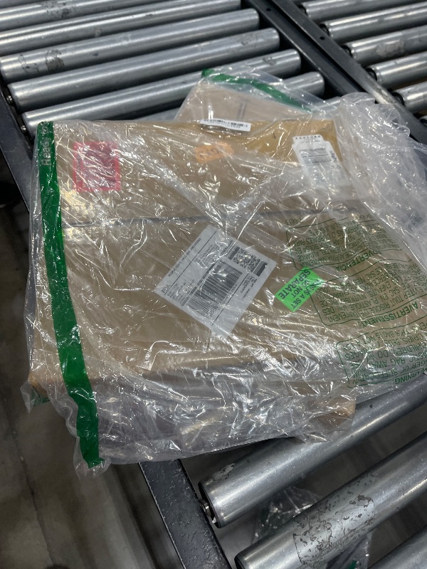 Photo 1 of LDPE Die Cut Merchandies Bags - 12"x15" - 500 Bags - 1.5 mil - White - 1215DCWHITE - AssurePak
