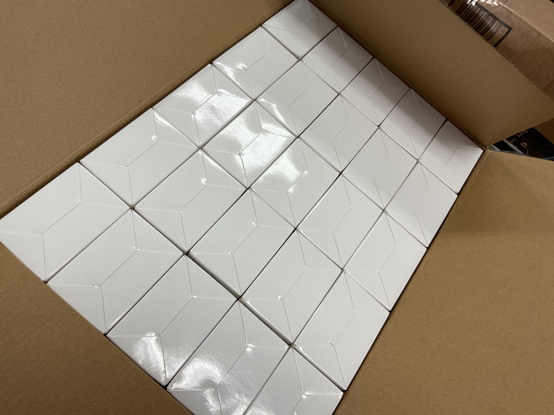 Photo 1 of CML 15 Amp Decorator Wall Receptacle Outlet, 50 Pack Standard Electrical Outlet with Screwless Wall Plate, Non-Tamper Resistant, 15A/125V, 2 Pole 3 Wire, White, UL Listed