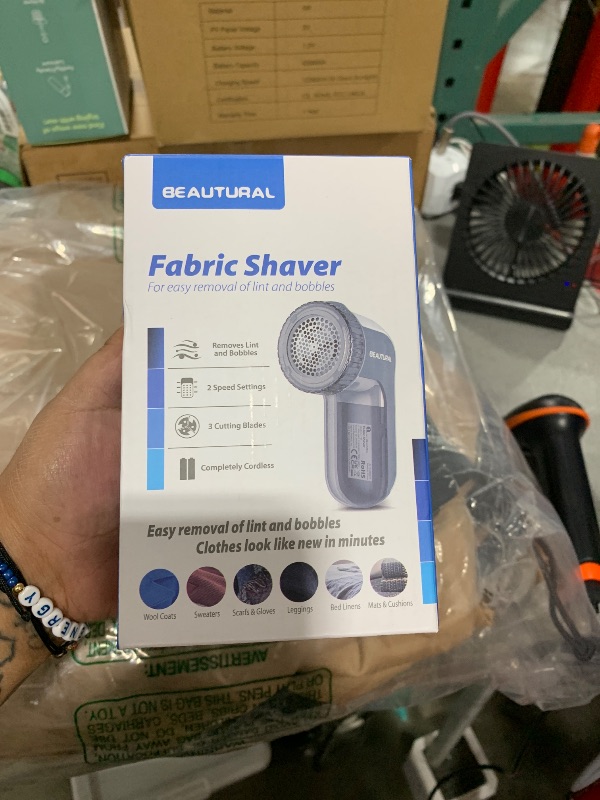 Photo 1 of Beautural Fabric Shaver