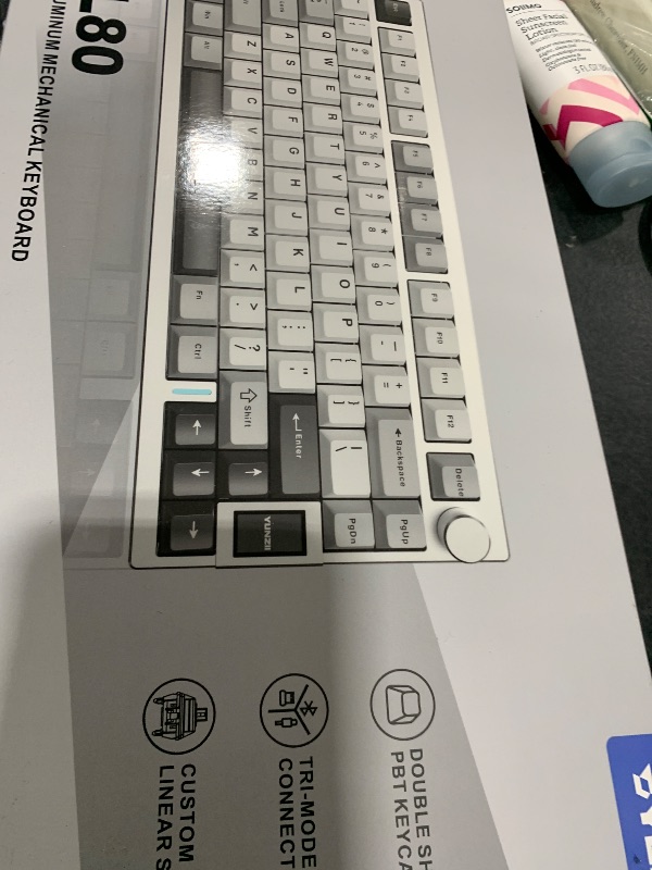 Photo 1 of YUNZII AL80 Wireless Mechanical Keyboard,Full Aluminum CNC, Smart LCD Display,Hot Swappable Gasket Mount 75% Layout with Knob,BT/2.4G/USB-C,QMK/VIA Support for Win/Mac (Silver, Cocoa Cream V2 Switch)