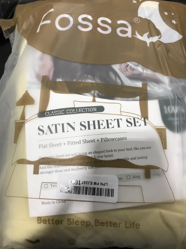 Photo 1 of FOSSA Duvet Cover Set 100% Washed Cotton Linen Feel Super Soft Breathable Cozy 3 Pieces Bedding Sets Solid Pastel Yellow Queen
