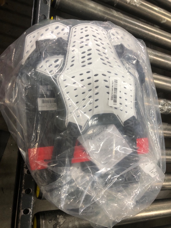 Photo 1 of Troy Lee Designs Youth Rockfight Chest Protector (White)