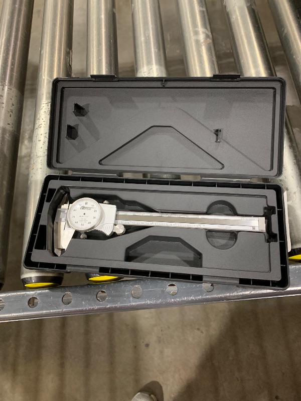 Photo 1 of Mitutoyo 505-742J Dial Caliper, 0.1" per Rev, 0-6" Range, 0.001" Accuracy