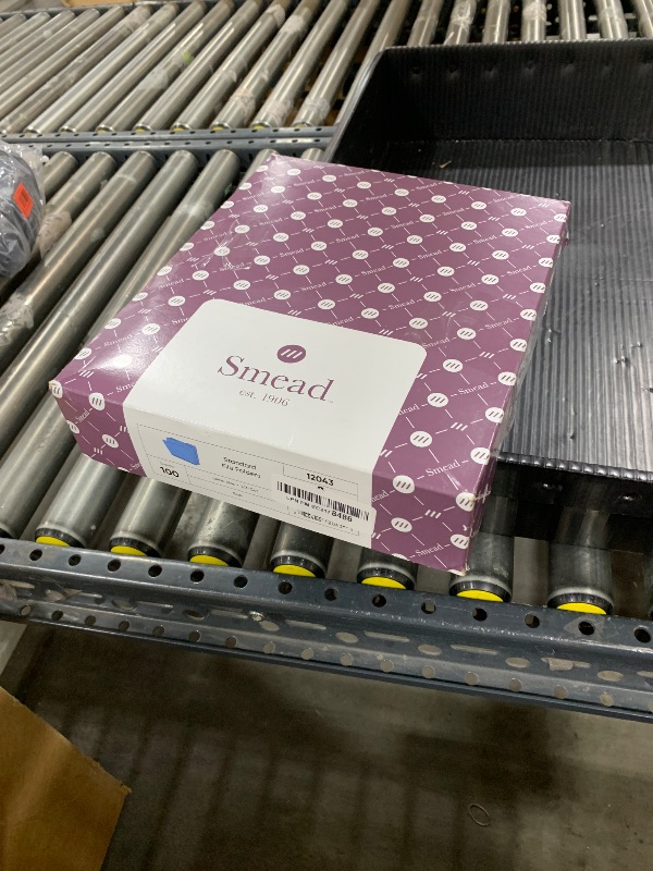Photo 1 of Blue File Folders 100 Count