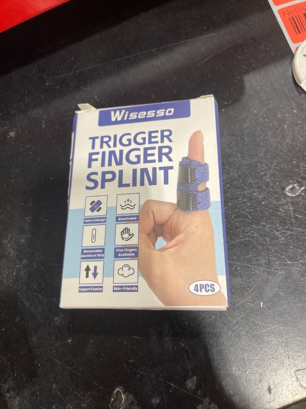 Photo 1 of Wisesso  Thumb Splints, Finger Splint for Broken/Straightening/Arthritis, Breathable Thumb Brace for Thumb/Middle/Ring/Index/Pinky Finger, Blue, Short, 4pcs