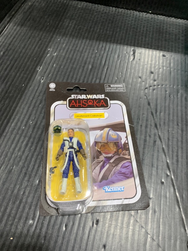 Photo 1 of STAR WARS The Vintage Collection Lieutenant Callahan, Ahsoka 3.75 Inch Collectible Action Figure