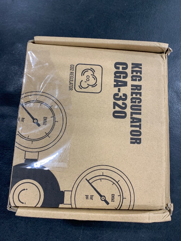 Photo 1 of Co2 Regulator for Kegerator, 0-60psi Beer Regulator Keg Regulator, CGA-320 Standard Co2 Tank Regulator 0-3000psi Gas Regulator, Single Output Kegerator C02 Regulator Dual Gauges Co2 Pressure Regulator