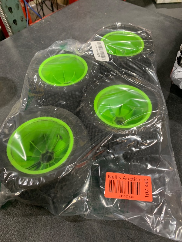 Photo 1 of Chanmoo 1/8 RC Off Road Racing Truck Tires And Wheels 17mm Hex Rubber Buggy Tyres OD 140mm For 1:8 Scale Monster Truck Car Arrma Typhon 6S Talion 4WD HPI HSP BAZOOKA CAMPER Kyosho TRAXXAS 4PCS (Green)