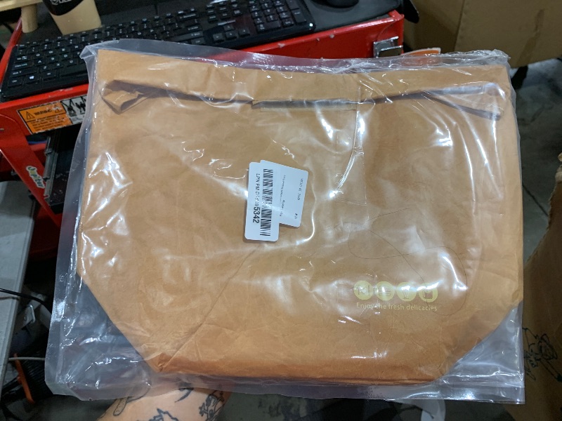 Photo 1 of 2 Pcs Insulated Brown Paper Lunch Bags, Reusable Lunch Bag Large Retro Sacks Thermal Insulation Food Storage Handbag with Velcro for Adults Office Work Picnic Travel Snacks - 7.8"L x 5.9"W x 11.8"