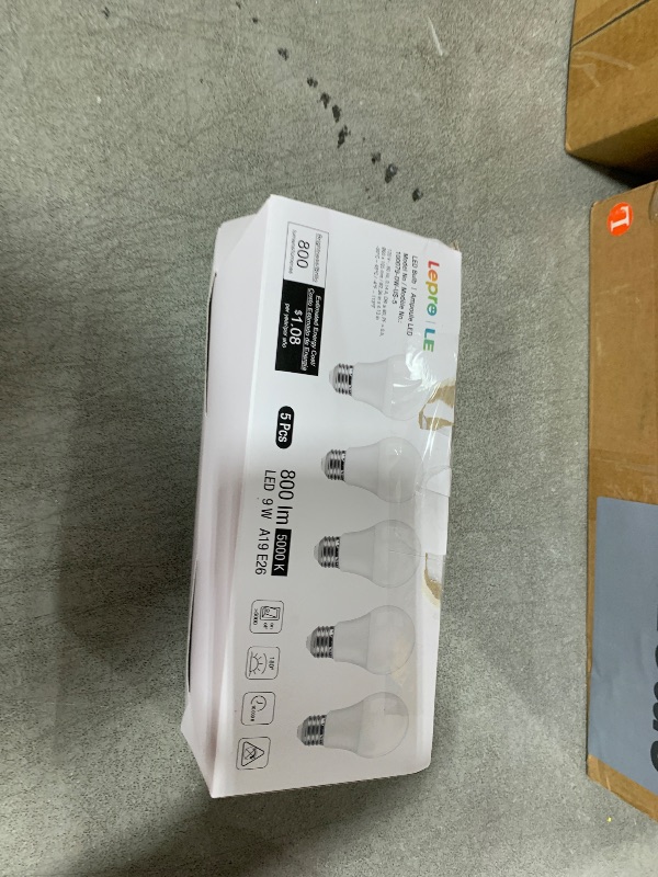 Photo 1 of LE LED Light Bulbs 60 Watt Equivalent, 9W 800 Lumens Non-Dimmable, Daylight White 5000K, A19 E26 Standard Medium Base, 10000 Hour Lifetime 5 Count (Pack of 1)
