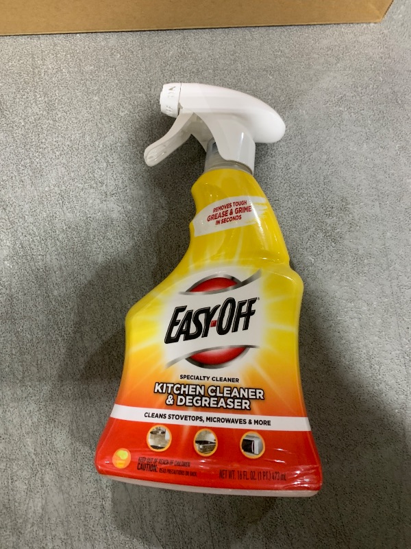 Photo 1 of Easy-Off Specialty Kitchen Degreaser Cleaner, Clear, Lemon, 16 Fl Oz