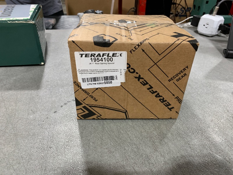 Photo 1 of TeraFlex 1954100 1" Rear Spring Spacer (Single)