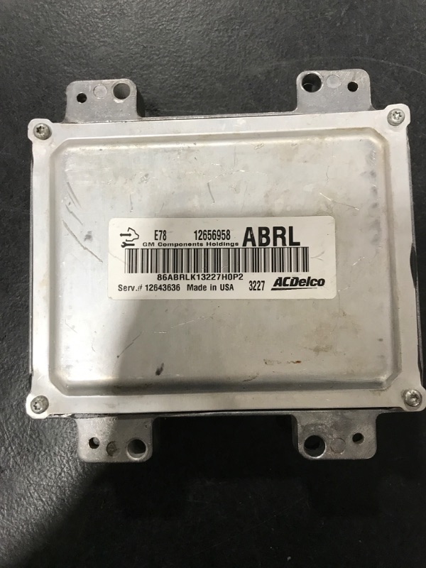 Photo 1 of GM 12692200 Engine Control Module Assembly