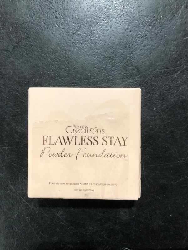 Photo 1 of flawless stay powder foundation fsp 5.0