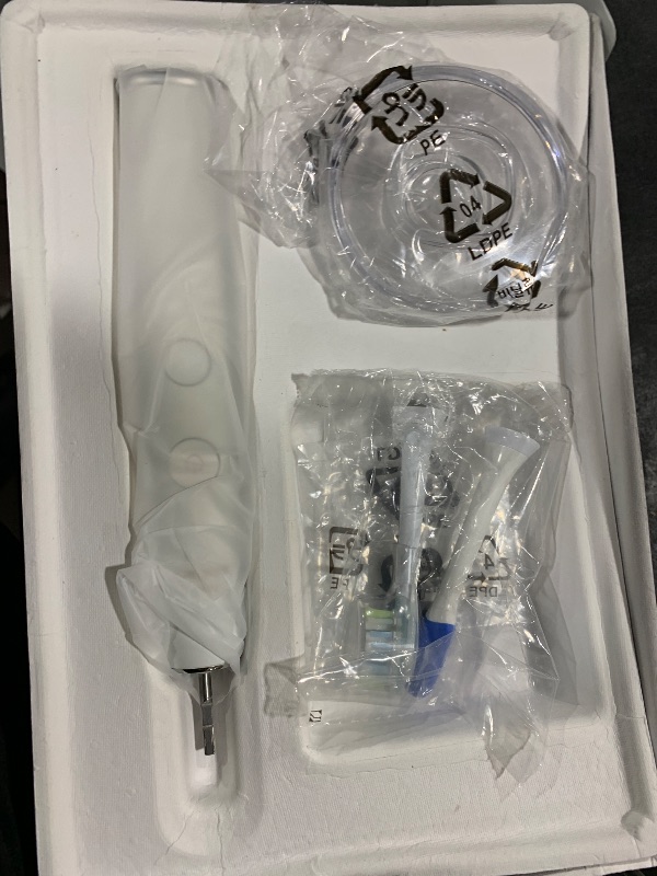 Photo 1 of Philips Sonicare DiamondClean Smart 9500 Electric Toothbrush, Sonic Toothbrush with App, Pressure Sensor, Brush Head Detection, 5 Brushing Modes and 3 Intensity Levels, White, Model HX9923/01