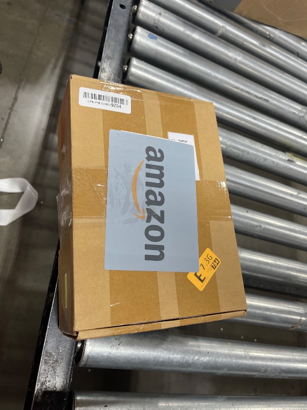 Photo 1 of NEWTRY Wireless Crane Remote, 12V 6 Button Industrial Crane Controller Hoist Truck Remote 984FT Electric Lift Switch with Indicator System