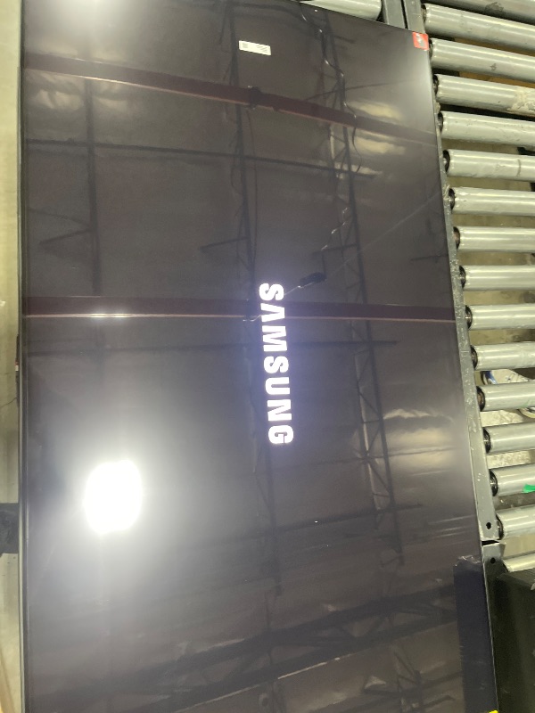 Photo 1 of SAMSUNG 55-Inch Class OLED S90F 4K Smart TV (2025 Model) NQ4 AI Gen3 Processor, 4K AI Upscaling Pro, OLED HDR +, Motion Xcelerator 144Hz, Samsung Vision AI, Alexa Built-in