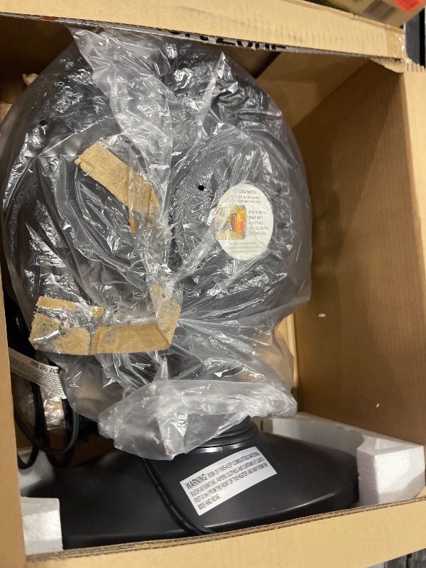 Photo 1 of Comfort Zone Indoor Dish Space Heater with 70-degree Oscillation, Parabolic, Radiant, Electric, Adjustable Tilt, Tip Over Switch & Overheat Protection Sensor, Ideal for Garage, Workshop, 1,000W, CZ998
