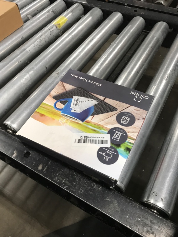 Photo 1 of Q's Inn Silicone Pot Holders and Trivet mats Heat Resistant to 440°F to Protect Your Table and countertop Contains 4 Pieces 2 Round and 2 Squared