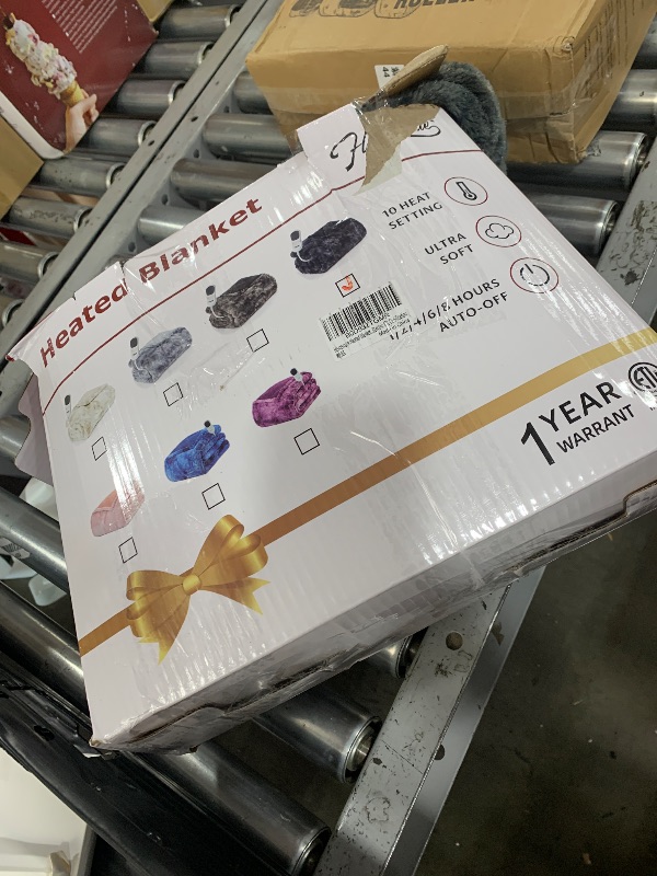 Photo 1 of Homemate Heated Blanket Electric Twin - 62x84, 5 Gears Auto-Off, 10 Heat Levels, Luxury Faux Fur Sherpa, ETL Certified